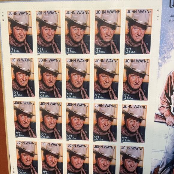 JOHN WAYNE Legends of Hollywood Framed 37 Cent Stamps 13.5” X 12” - Picture 3 of 4
